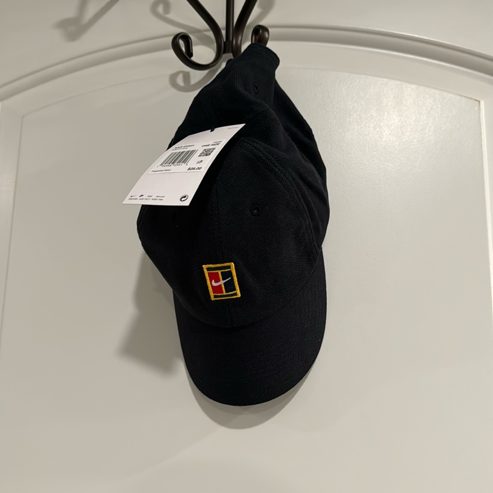 NWT Nike unisex tennis baseball cap black adjustable